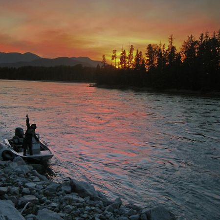 Skeena River House Bed & Breakfast テラス エクステリア 写真